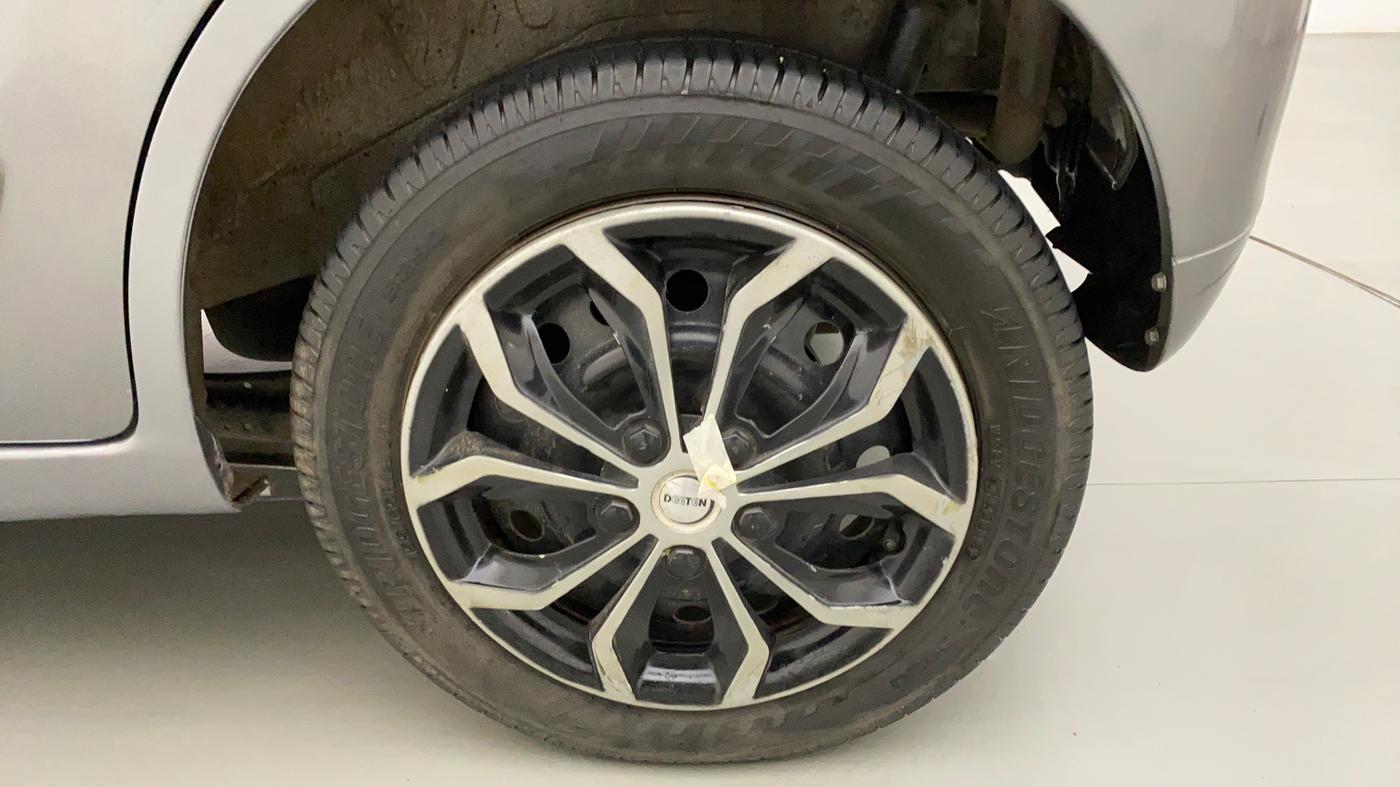 2011 Maruti Wagon R 1.0 VXI, Petrol, Manual, 1,00,490 km, Left Rear Wheel
