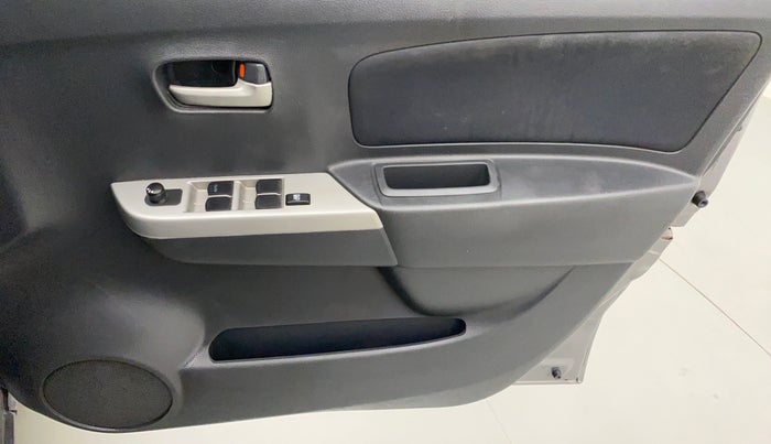 2011 Maruti Wagon R 1.0 VXI, Petrol, Manual, 1,00,490 km, Driver Side Door Panels Control