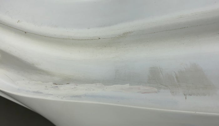 2016 Tata Tiago XE PETROL, Petrol, Manual, 1,01,386 km, Left C pillar - Paint is slightly faded