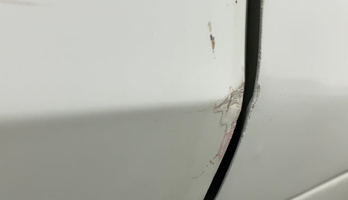 2016 Tata Tiago XE PETROL, Petrol, Manual, 1,01,386 km, Right rear door - Slightly dented