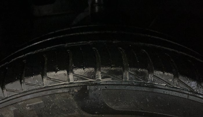 2020 Hyundai GRAND I10 NIOS MAGNA 1.2 KAPPA VTVT, Petrol, Manual, 21,414 km, Left Front Tyre Tread