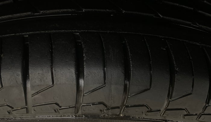 2018 Tata NEXON XMA PETROL, Petrol, Automatic, 72,443 km, Left Front Tyre Tread