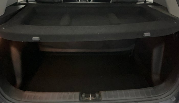 2021 KIA SONET HTX 1.5, Diesel, Manual, 75,434 km, Boot Inside