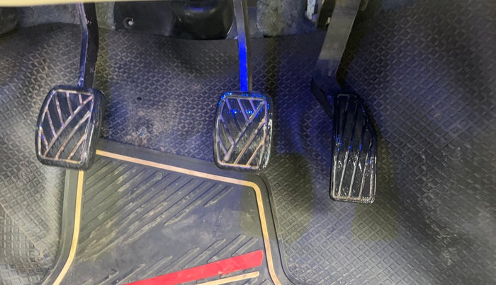 2018 Maruti Celerio VXI, Petrol, Manual, 79,592 km, Pedals