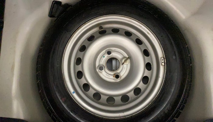 2017 Maruti Swift LXI (O), Petrol, Manual, 16,007 km, Spare Tyre