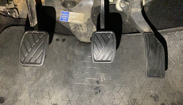 2017 Maruti Swift LXI (O), Petrol, Manual, 16,007 km, Pedals