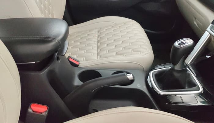 2022 KIA SELTOS HTX PETROL 1.5, Petrol, Manual, 39,609 km, Gear Lever