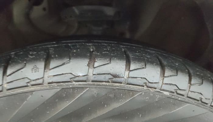 2022 KIA SELTOS HTX PETROL 1.5, Petrol, Manual, 39,609 km, Right Front Tyre Tread