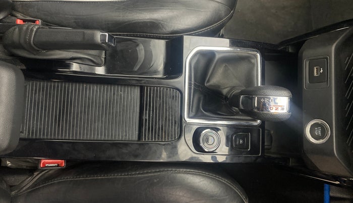 2021 Renault Kiger RXZ AMT, Petrol, Automatic, 42,389 km, Gear Lever