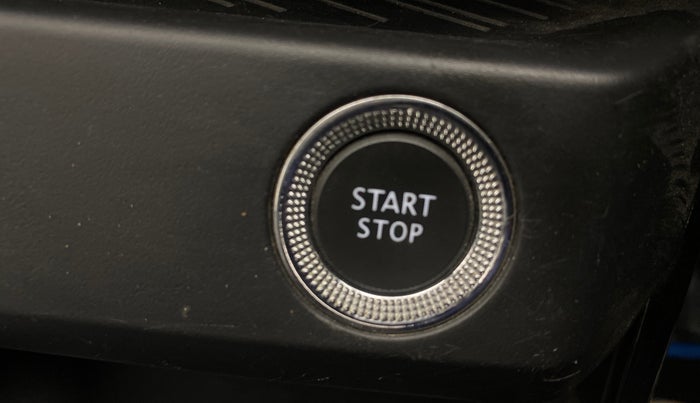 2021 Renault Kiger RXZ AMT, Petrol, Automatic, 42,389 km, Keyless Start/ Stop Button