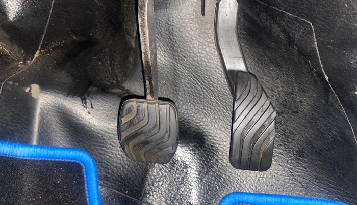 2021 Renault Kiger RXZ AMT, Petrol, Automatic, 42,389 km, Pedals