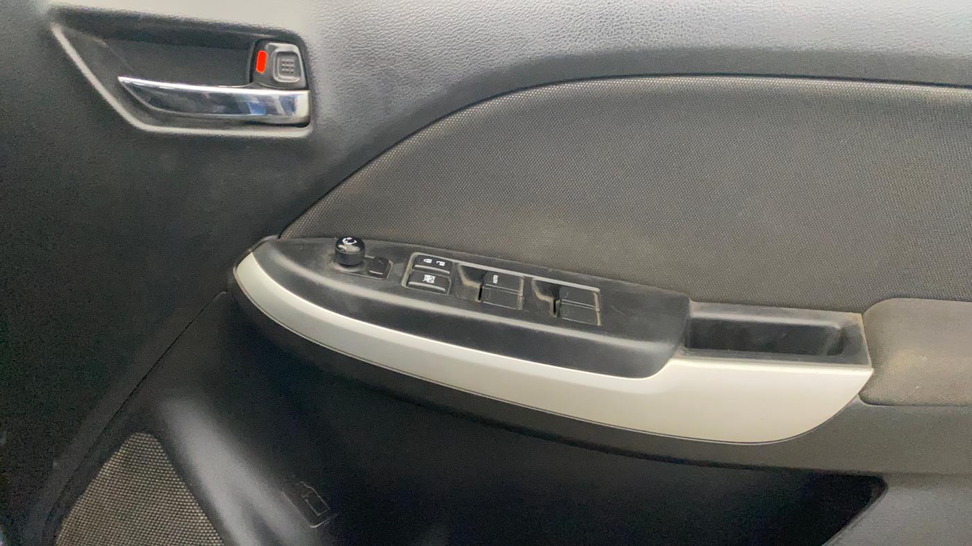 2018 Maruti Baleno DELTA DIESEL 1.3, Diesel, Manual, 34,583 km, Driver Side Door Panels Control