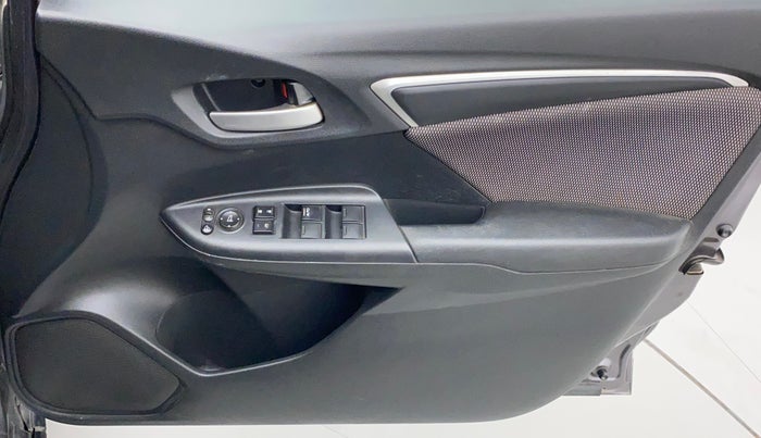 2019 Honda WR-V 1.5L I-DTEC VX MT, Diesel, Manual, 71,661 km, Driver Side Door Panels Control