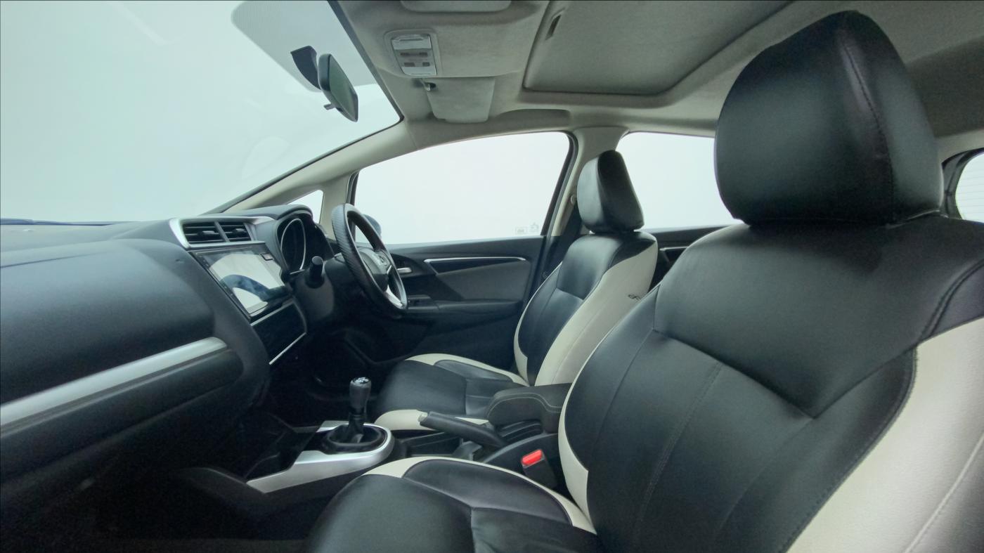 2019 Honda WR-V 1.5L I-DTEC VX MT, Diesel, Manual, 71,661 km, Right Side Front Door Cabin