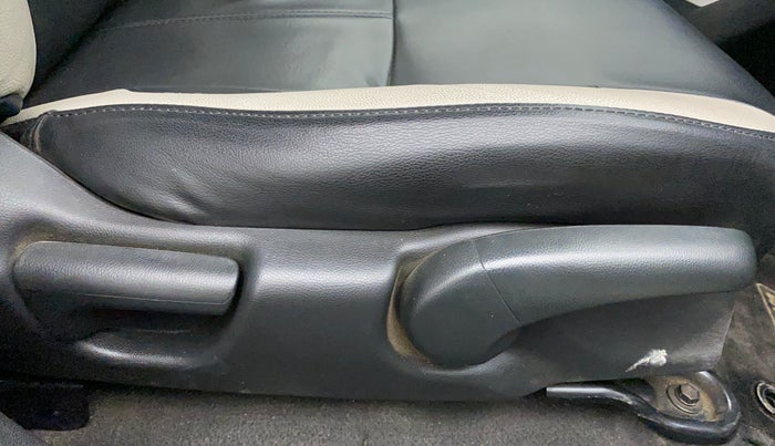 2019 Honda WR-V 1.5L I-DTEC VX MT, Diesel, Manual, 71,661 km, Driver Side Adjustment Panel