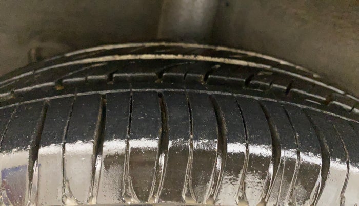 2014 Hyundai Grand i10 ASTA AT 1.2 KAPPA VTVT, Petrol, Automatic, 44,084 km, Right Rear Tyre Tread