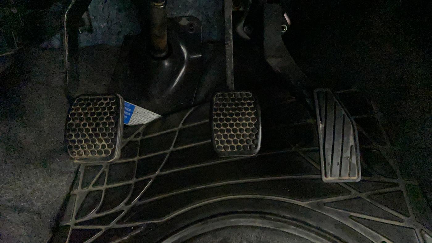 2020 Maruti Alto LXI, Petrol, Manual, 3,542 km, Pedals