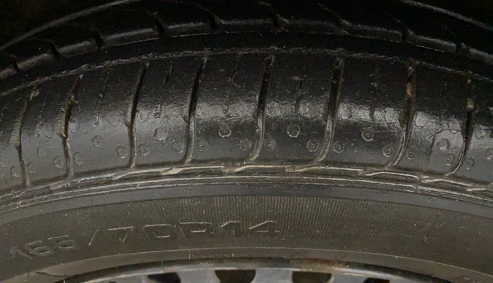 2016 Maruti Celerio ZXI AMT, Petrol, Automatic, 86,564 km, Left Front Tyre Tread