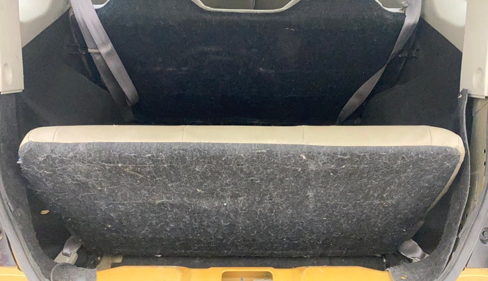 2016 Datsun Go Plus T, Petrol, Manual, 40,225 km, Boot Inside