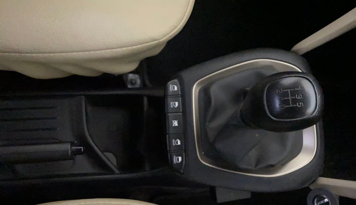 2019 Hyundai NEW SANTRO MAGNA, Petrol, Manual, 34,591 km, Gear Lever