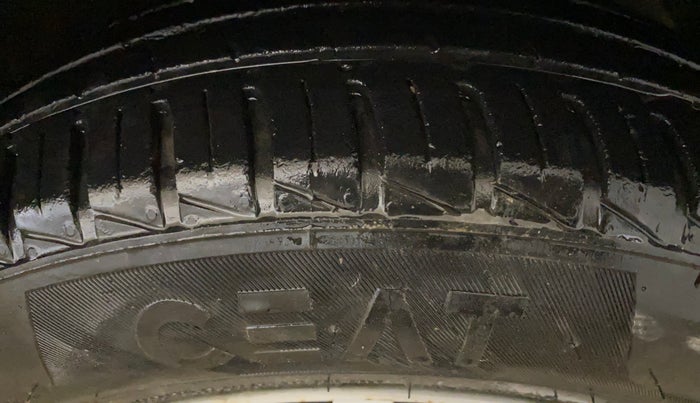 2019 Hyundai NEW SANTRO MAGNA, Petrol, Manual, 34,591 km, Right Front Tyre Tread