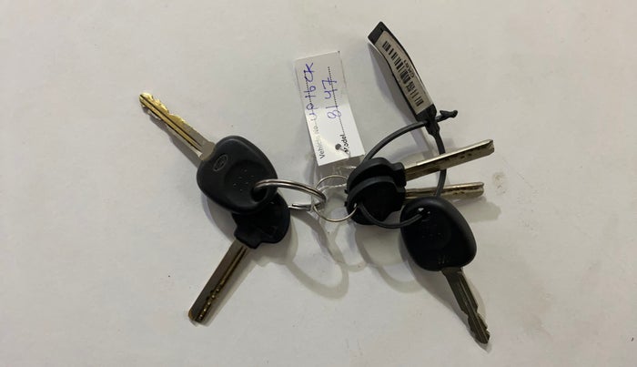 2019 Hyundai NEW SANTRO MAGNA, Petrol, Manual, 34,591 km, Key Close Up