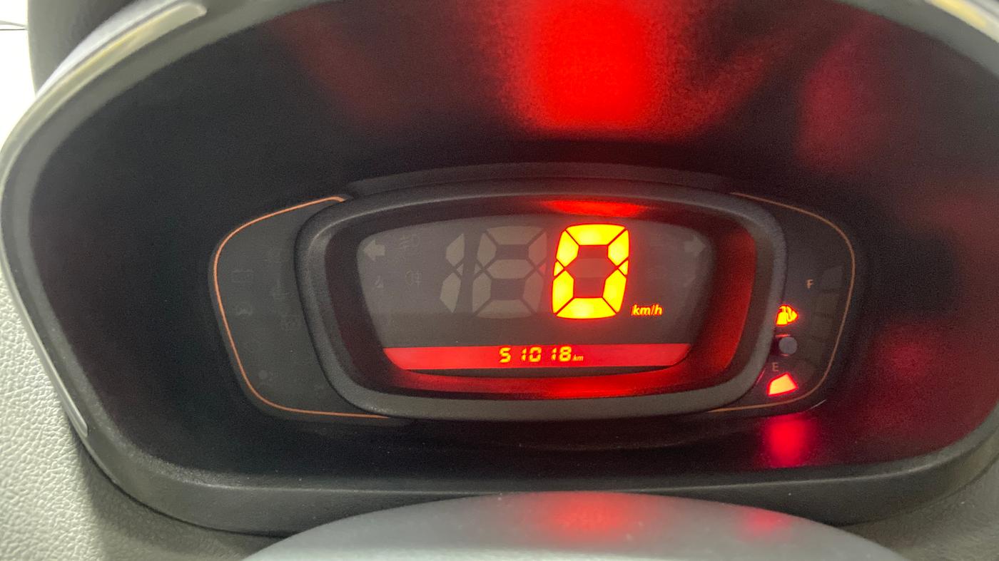 2016 Renault Kwid RXT 0.8, Petrol, Manual, 51,010 km, Odometer Image