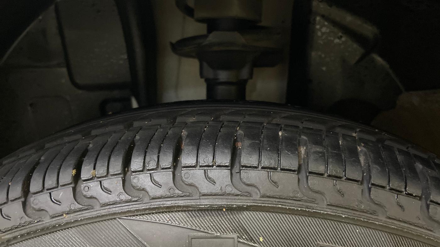 2016 Renault Kwid RXT 0.8, Petrol, Manual, 51,010 km, Left Front Tyre Tread