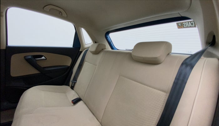 2016 Volkswagen Polo HIGHLINE1.2L, Petrol, Manual, 29,317 km, Right Side Rear Door Cabin