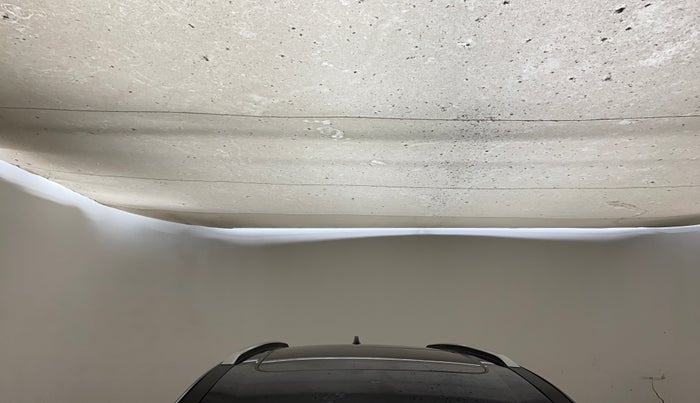 2022 Mahindra XUV700 AX 7 LUXURY P AT 7 STR, Petrol, Automatic, 76,554 km, Moonroof/ Sunroof