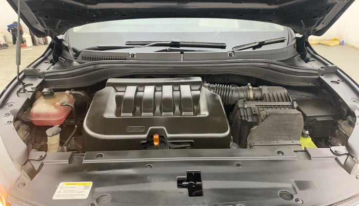 2022 Mahindra XUV700 AX 7 LUXURY P AT 7 STR, Petrol, Automatic, 76,554 km, Engine View