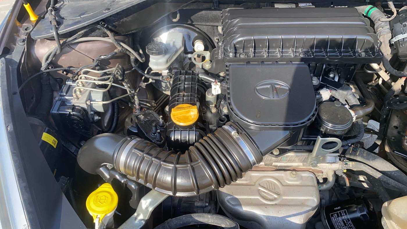 2019 Tata Tiago XZ PETROL, Petrol, Manual, 65,915 km, Engine View - Right