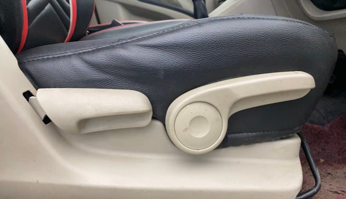 2018 Maruti Celerio ZXI (O), Petrol, Manual, 70,917 km, Driver Side Adjustment Panel