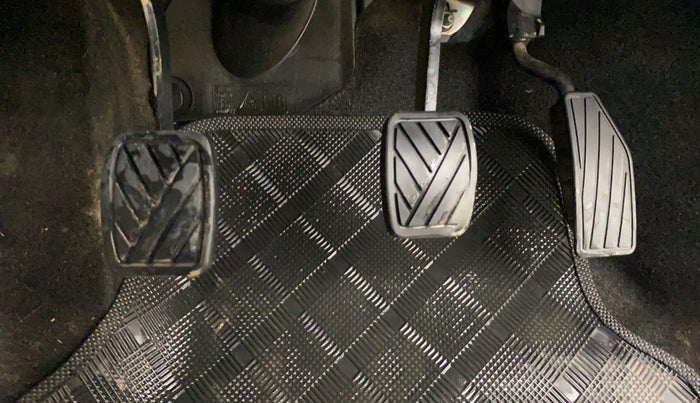 2020 Maruti New Wagon-R VXI 1.2, Petrol, Manual, 93,490 km, Pedals