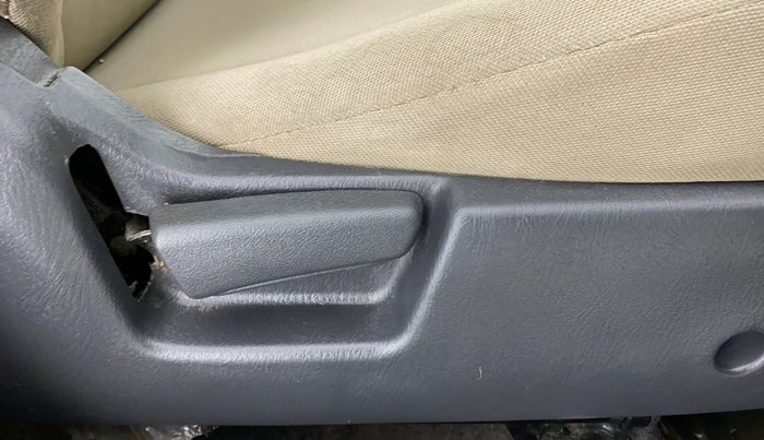 2018 Maruti Alto K10 VXI P, Petrol, Manual, 28,287 km, Driver Side Adjustment Panel