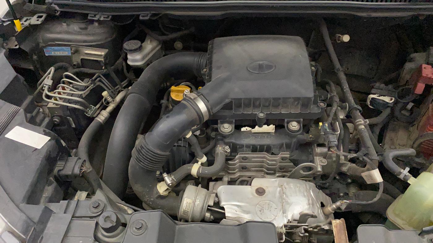 2020 Tata NEXON XZ PLUS PETROL, Petrol, Manual, 79,496 km, Engine View - Right