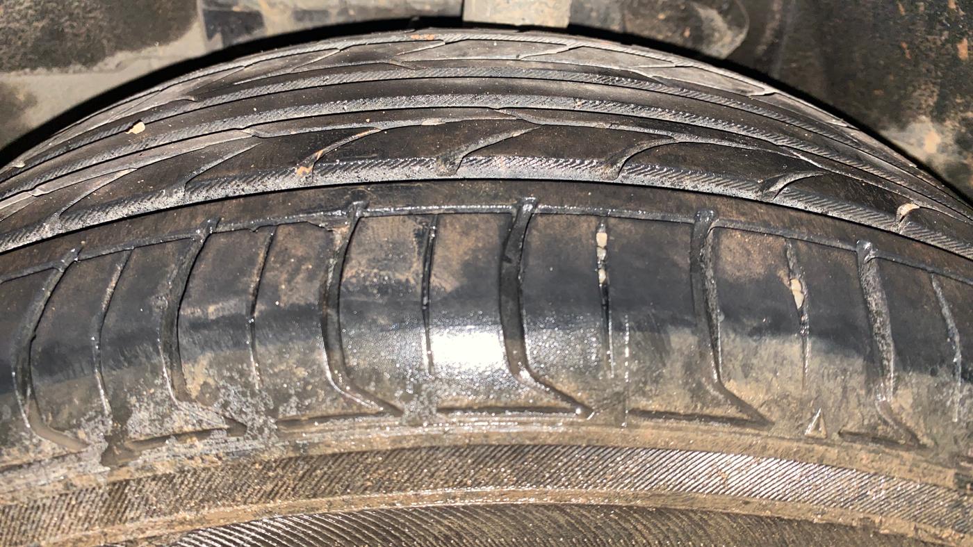 2020 Tata NEXON XZ PLUS PETROL, Petrol, Manual, 79,496 km, Left Front Tyre Tread