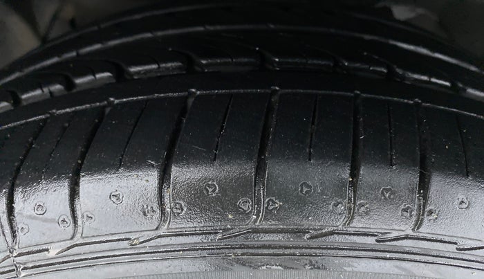 2020 Ford FREESTYLE TITANIUM + 1.2 TI-VCT, Petrol, Manual, 7,195 km, Left Front Tyre Tread