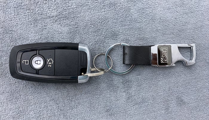 2020 Ford FREESTYLE TITANIUM + 1.2 TI-VCT, Petrol, Manual, 7,195 km, Key Close Up