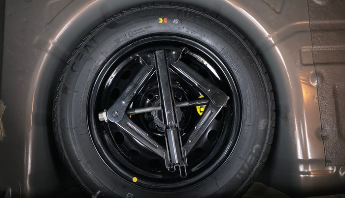 2020 Ford FREESTYLE TITANIUM + 1.2 TI-VCT, Petrol, Manual, 7,195 km, Spare Tyre