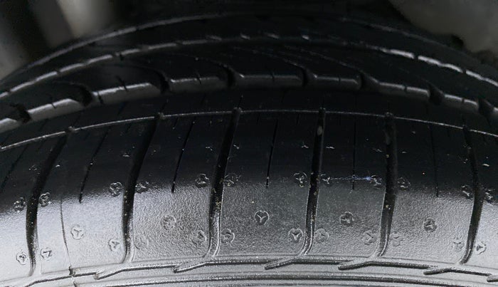 2020 Ford FREESTYLE TITANIUM + 1.2 TI-VCT, Petrol, Manual, 7,195 km, Right Rear Tyre Tread