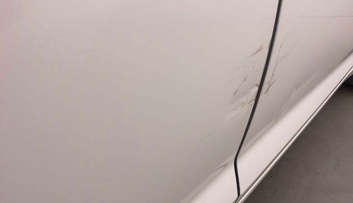 2020 Hyundai AURA SX PLUS 1.2 AMT, Petrol, Automatic, 41,027 km, Right rear door - Minor scratches