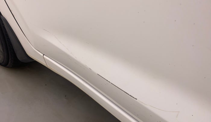 2020 Hyundai AURA SX PLUS 1.2 AMT, Petrol, Automatic, 41,027 km, Front passenger door - Minor scratches