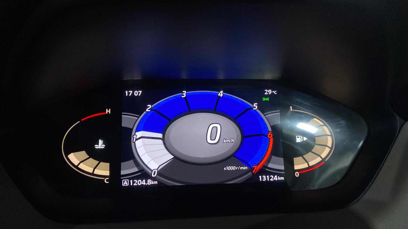 2022 Nissan MAGNITE XV MT, Petrol, Manual, 13,121 km, Odometer Image