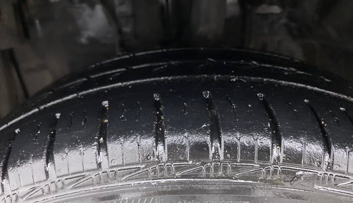 2012 Toyota Etios GD, Diesel, Manual, 60,269 km, Left Front Tyre Tread