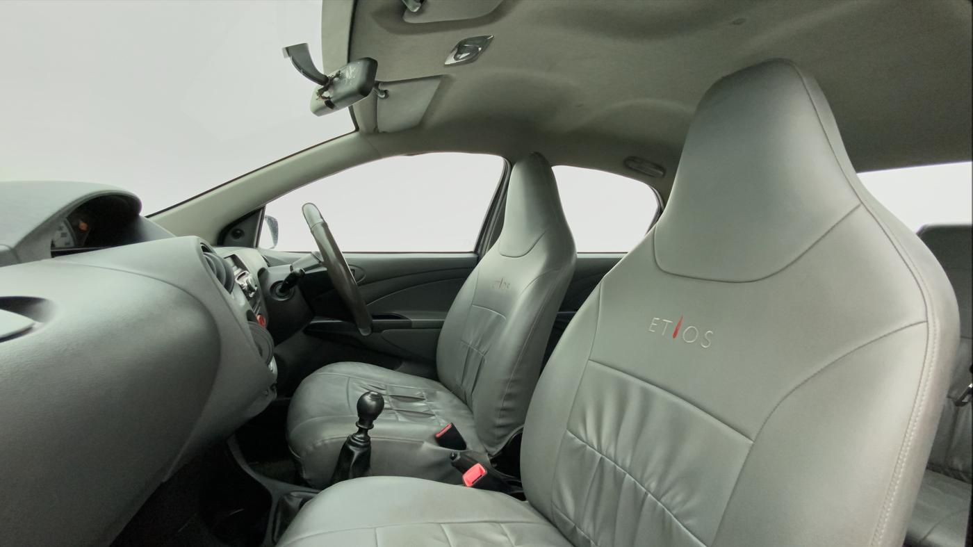 2012 Toyota Etios GD, Diesel, Manual, 60,269 km, Right Side Front Door Cabin