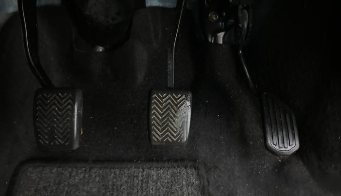 2012 Toyota Etios GD, Diesel, Manual, 60,269 km, Pedals