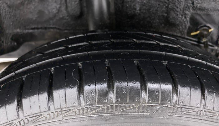 2012 Toyota Etios GD, Diesel, Manual, 60,269 km, Right Rear Tyre Tread