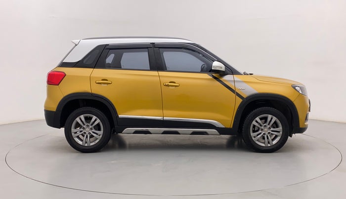 2018 Maruti Vitara Brezza ZDI PLUS DUAL TONE, Diesel, Manual, 64,860 km, Right Side View