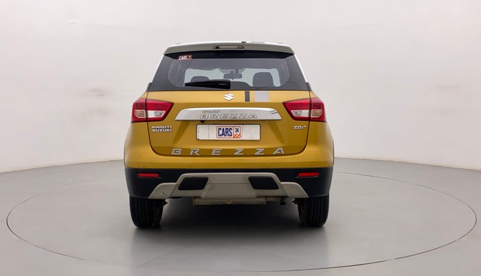 2018 Maruti Vitara Brezza ZDI PLUS DUAL TONE, Diesel, Manual, 64,860 km, Back/Rear